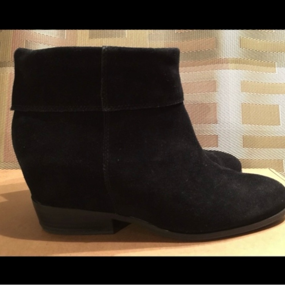 Franco Sarto Mako Black Suede Booties - Picture 4 of 8